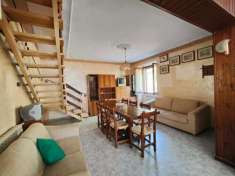 Foto Porzione di casa in vendita a Casano - Luni 150 mq  Rif: 1295207