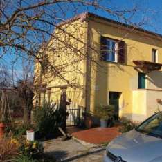 Foto Porzione di casa in vendita a Collesalvetti 240 mq  Rif: 1100254