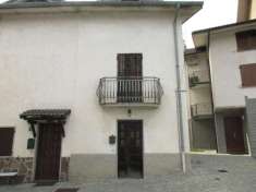 Foto Porzione di casa in vendita a Costa Valle Imagna