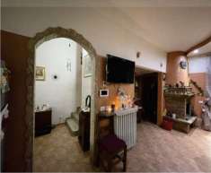 Foto Porzione di casa in vendita a Forl