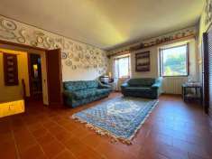 Foto Porzione di casa in vendita a Ghiffa
