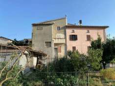 Foto Porzione di casa in vendita a Gualdo Tadino