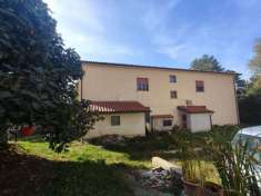 Foto Porzione di casa in vendita a Gualdo Tadino