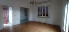 Foto Porzione di casa in vendita a Massarosa