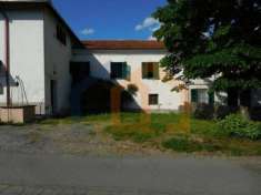 Foto Porzione di casa in vendita a Mioglia