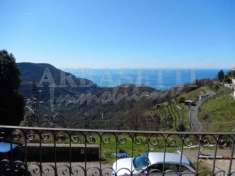 Foto Porzione di casa in vendita a Moneglia