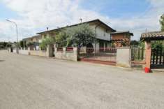 Foto Porzione di casa in vendita a Montebello Vicentino