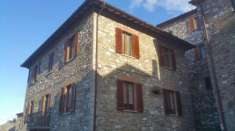 Foto Porzione di casa in vendita a Montecchio