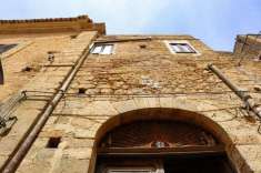 Foto Porzione di casa in vendita a Naro