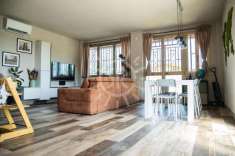 Foto Porzione di casa in vendita a Ozzano Dell'Emilia