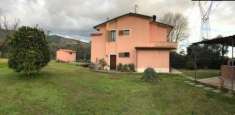 Foto Porzione di casa in vendita a Pietrasanta