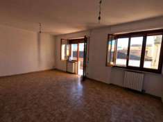 Foto Porzione di casa in vendita a Poggibonsi 360 mq  Rif: 668930