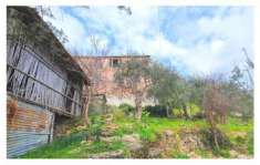 Foto Porzione di casa in vendita a Rapallo
