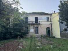 Foto Porzione di casa in vendita a Ravenna