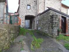 Foto Porzione di casa in vendita a Regnano - Casola in Lunigiana 90 mq  Rif: 1093372