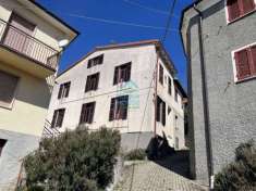 Foto Porzione di casa in Vendita a Roccaforte Ligure