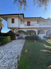 Foto Porzione di casa in vendita a San Felice Circeo