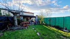 Foto Porzione di casa in vendita a San Piero a Ponti - Campi Bisenzio 250 mq  Rif: 1251348