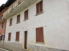 Foto Porzione di casa in vendita a Sant'Omobono Terme