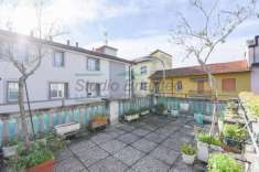 Foto Porzione di casa in vendita a Seregno - 4 locali 293mq