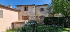 Foto Porzione di casa in vendita a Todi - 5 locali 110mq