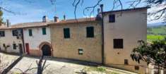 Foto Porzione di casa in vendita a Todi