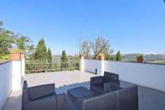 Foto Porzione di casa in vendita a Todi