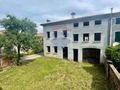 Foto Porzione di casa in vendita a Valdobbiadene, San Giovanni