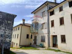 Foto Porzione di casa in vendita a Valdobbiadene, Santo Stefano