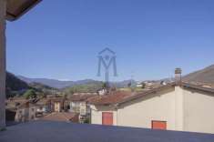 Foto Porzione di casa in vendita a Vetto