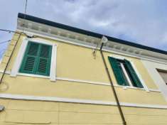 Foto Porzione di casa in vendita a Viareggio