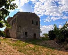 Foto Porzione di casa in vendita a Volterra 300 mq  Rif: 1284383