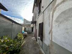Foto Porzione di casa in vendita a Ziano Piacentino