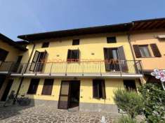 Foto PORZIONE DI CASA INDIPENDENTE CON CASETTINA DA RIATTARE