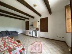 Foto PORZIONE DI FABBRICATO CON DUE APPARTAMENTI