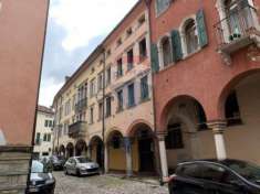 Foto Porzione di villa in vendita a Belluno, Centro storico