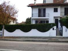Foto Porzione di villa in vendita a Castelnuovo Don Bosco