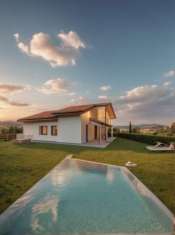 Foto Porzione di villa in vendita a Montechiaro D'Asti
