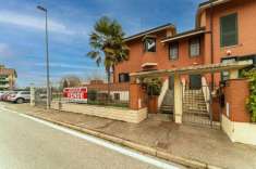 Foto Porzione di villa in vendita a Volvera