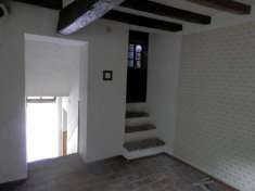 Foto Porzione in vendita a Banzola, Casina