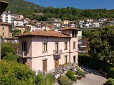 Foto Porzione Villa in Vendita, 6 Locali, 200 mq, Lovere
