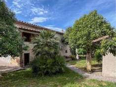 Foto Porzione Villa in Vendita, pi di 6 Locali, 205 mq, Monte Robert