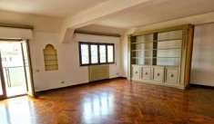 Foto Prestigioso appartamento in Via Bonanno - PRIVATO