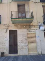 Foto Primo piano indipendente centralissimo.Rif:VR144