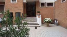 Foto PRIVATO vende quadrilocale con bagno nuovo. Possibilit  di grande garage