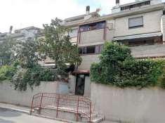 Foto Quadrilocale con doppi servizi e garage ampio a Rivo, Terni