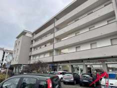 Foto quadrilocale con terrazzo