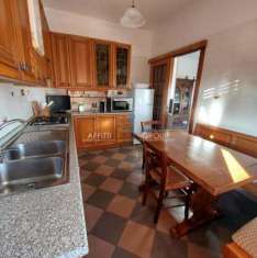 Foto Quadrilocale in vendita a Carrara