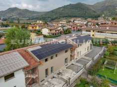 Foto Quadrilocale in vendita a Gussago