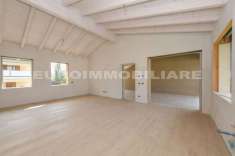 Foto Quadrilocale in vendita a Gussago